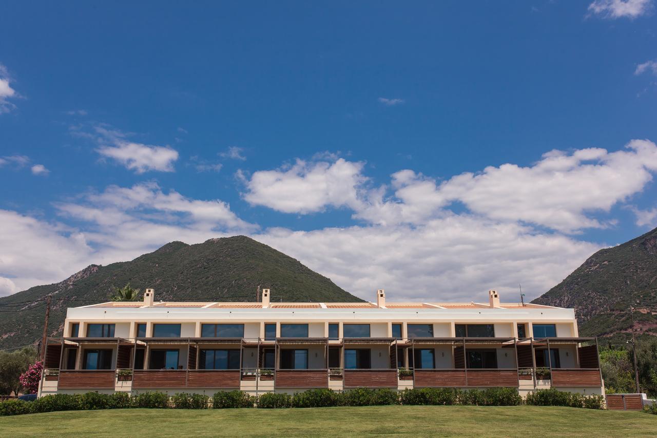 Melimar Homes By The Sea Marathiás Exterior foto